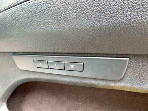 BMW 5 Series 2.0 520d M Sport Auto 5dr 72