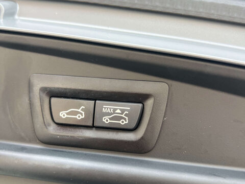 BMW 5 Series 2.0 520d M Sport Auto 5dr 39