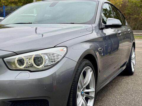 BMW 5 Series 2.0 520d M Sport Auto 5dr 33