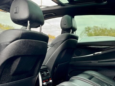 BMW 5 Series 2.0 520d M Sport Auto 5dr 18