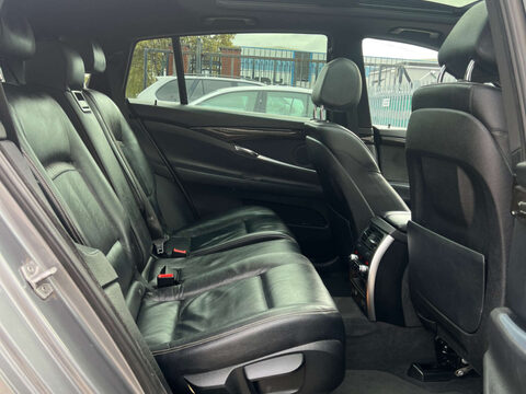 BMW 5 Series 2.0 520d M Sport Auto 5dr 22