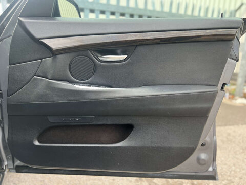 BMW 5 Series 2.0 520d M Sport Auto 5dr 56