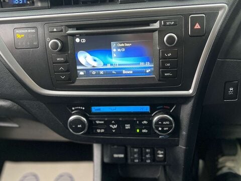 Toyota Auris 1.4 Auris Icon+ D-4D 5dr 34