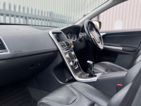 Volvo XC60 2.0 XC60 SE Nav D4 5dr 23