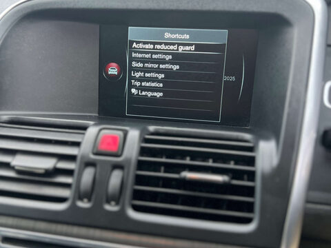 Volvo XC60 2.0 XC60 SE Nav D4 5dr 34