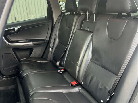 Volvo XC60 2.0 XC60 SE Nav D4 5dr 28
