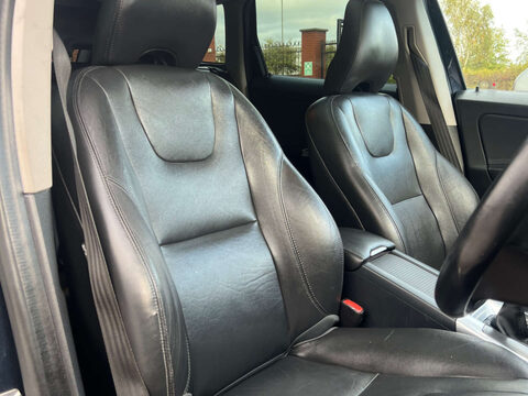 Volvo XC60 2.0 XC60 SE Nav D4 5dr 21