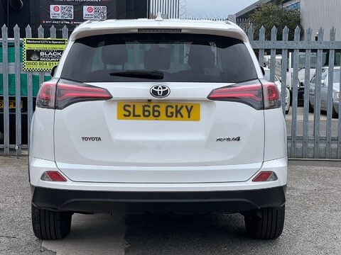 Toyota Rav4 2.0 RAV4 Active D-4D 4x2 5dr 8