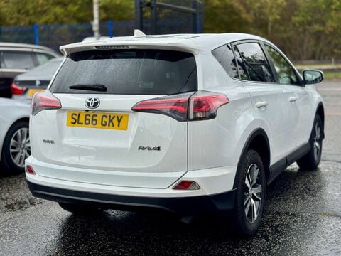 Toyota Rav4 2.0 RAV4 Active D-4D 4x2 5dr 36