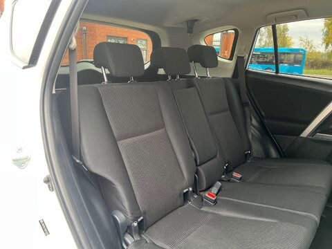 Toyota Rav4 2.0 RAV4 Active D-4D 4x2 5dr 22
