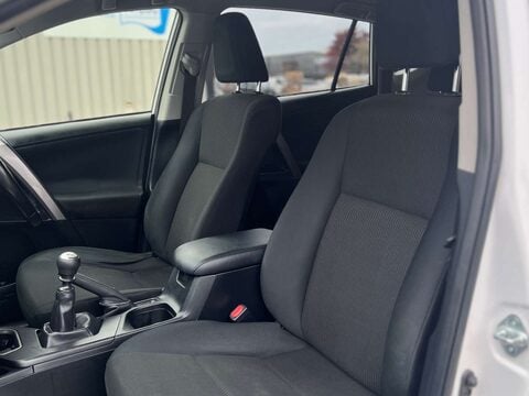 Toyota Rav4 2.0 RAV4 Active D-4D 4x2 5dr 19
