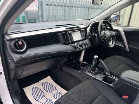 Toyota Rav4 2.0 RAV4 Active D-4D 4x2 5dr 18