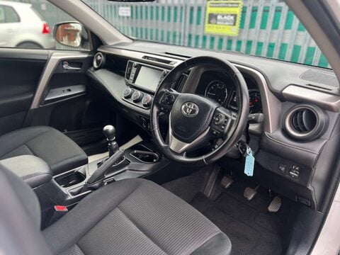 Toyota Rav4 2.0 RAV4 Active D-4D 4x2 5dr 2