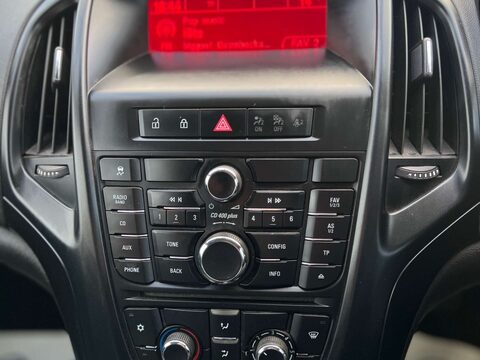 Vauxhall Astra 1.4 Astra Limited Edition 5dr 33