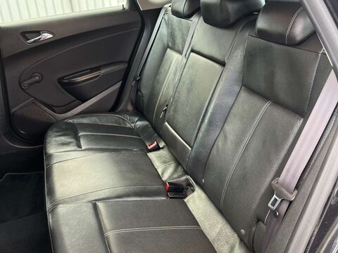 Vauxhall Astra 1.4 Astra Limited Edition 5dr 39