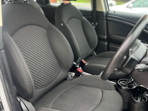 Mini Countryman 2.0 Countryman Cooper SD ALL4 Auto 4WD 5dr 19
