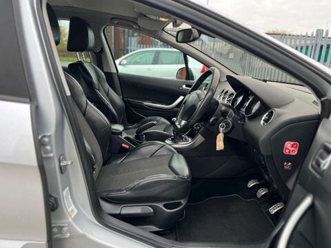 Peugeot 308 1.6 308 Allure Navigation Version 5dr 12