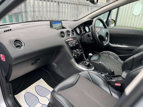 Peugeot 308 1.6 308 Allure Navigation Version 5dr 17