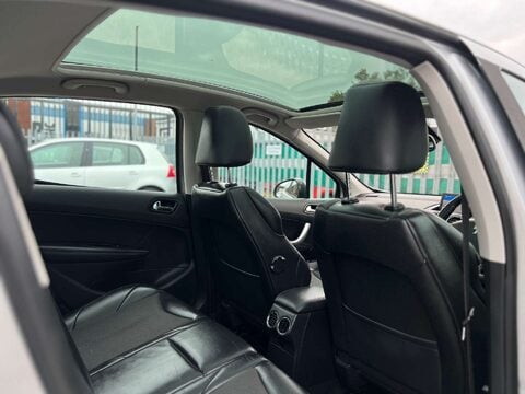 Peugeot 308 1.6 308 Allure Navigation Version 5dr 18