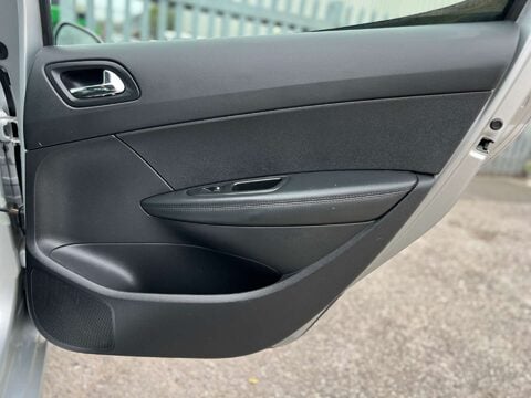 Peugeot 308 1.6 308 Allure Navigation Version 5dr 45