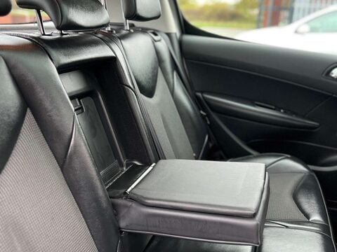 Peugeot 308 1.6 308 Allure Navigation Version 5dr 20