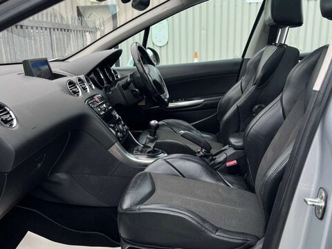 Peugeot 308 1.6 308 Allure Navigation Version 5dr 16