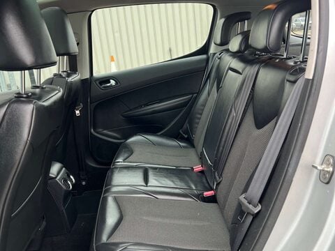 Peugeot 308 1.6 308 Allure Navigation Version 5dr 22