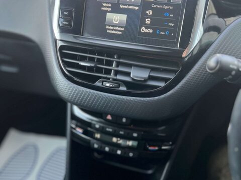 Peugeot 2008 1.6 2008 Allure Blue HDi S/S 5dr 27