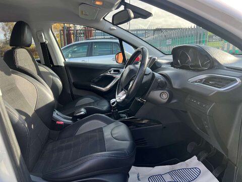 Peugeot 2008 1.6 2008 Allure Blue HDi S/S 5dr 17