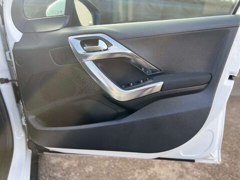 Peugeot 2008 1.6 2008 Allure Blue HDi S/S 5dr 40