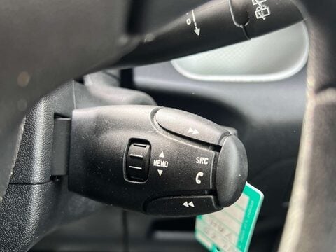 Citroen C3 Picasso 1.6 C3 Picasso Selection Blue HDi 5dr 29