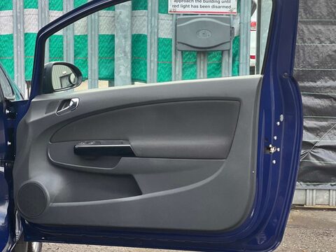 Vauxhall Corsa 1.0 Corsa S ecoFLEX 3dr 31