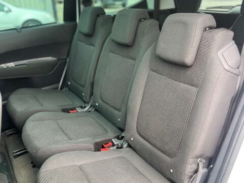 Peugeot 5008 1.6 5008 Allure HDi 5dr 20