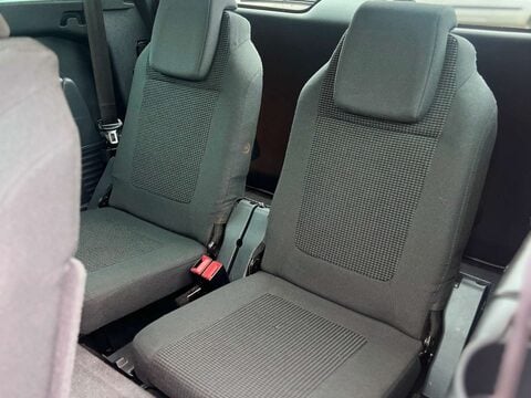 Peugeot 5008 1.6 5008 Allure HDi 5dr 25