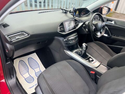 Peugeot 308 1.6 308 Active HDi 5dr 22