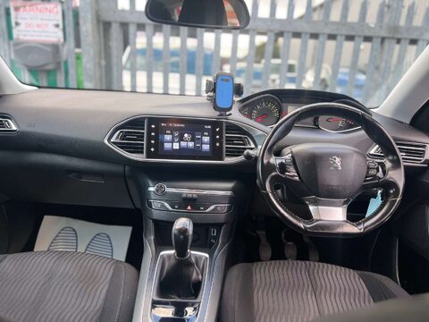 Peugeot 308 1.6 308 Active HDi 5dr 24