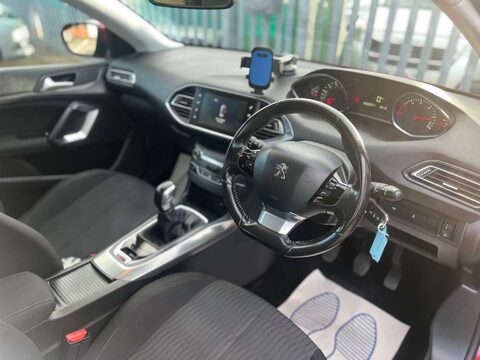 Peugeot 308 1.6 308 Active HDi 5dr 25