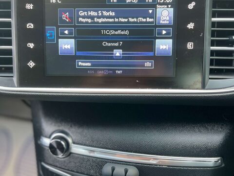 Peugeot 308 1.6 308 Active HDi 5dr 37