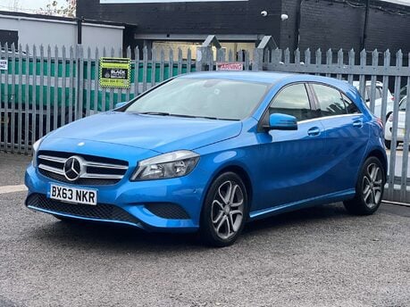 Mercedes-Benz A Class 1.6 A180 BlueEfficiency Sport Auto 5dr 3