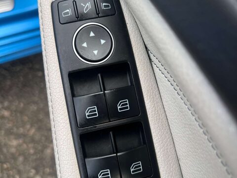 Mercedes-Benz A Class 1.6 A180 BlueEfficiency Sport Auto 5dr 28