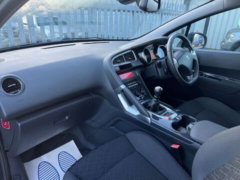 Peugeot 3008 1.6 3008 Active HDi 5dr 31
