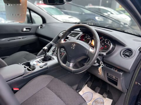 Peugeot 3008 1.6 3008 Active HDi 5dr 14