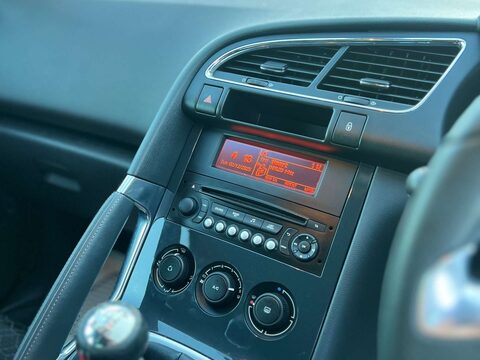 Peugeot 3008 1.6 3008 Active HDi 5dr 38