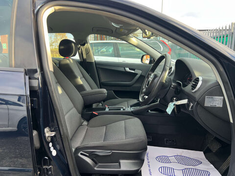 Audi A3 1.4 TFSI SE Sportback 5dr Petrol S Tronic Euro 5 (s/s) (125 ps) 28