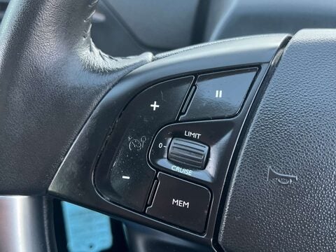 Citroen C4 Picasso 1.6 C4 Picasso Selection Blue HDi 5dr 34