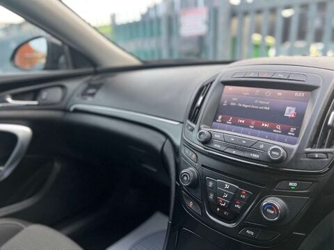 Vauxhall Insignia 1.4 Insignia SRi Nav S/S 5dr 26