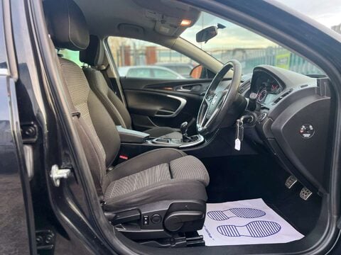 Vauxhall Insignia 1.4 Insignia SRi Nav S/S 5dr 17