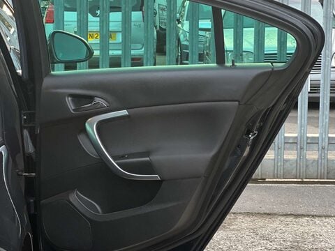 Vauxhall Insignia 1.4 Insignia SRi Nav S/S 5dr 40