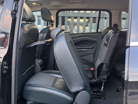 Ford C-Max 2.0 Grand C-Max Titanium X TDCI 5dr 31