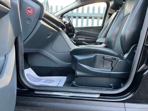 Ford C-Max 2.0 Grand C-Max Titanium X TDCI 5dr 26